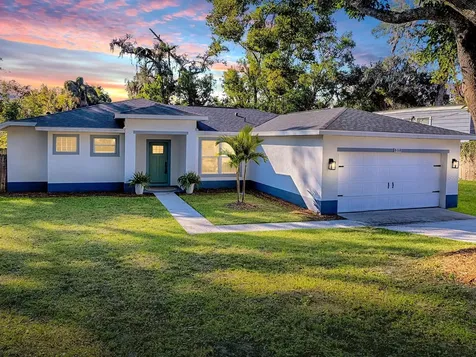 808 E Orange Street Apopka FL 32703