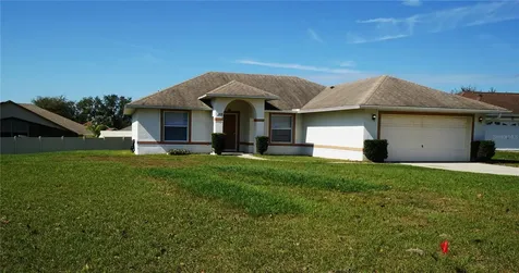 137 Country Lakes Circle Groveland FL 34736