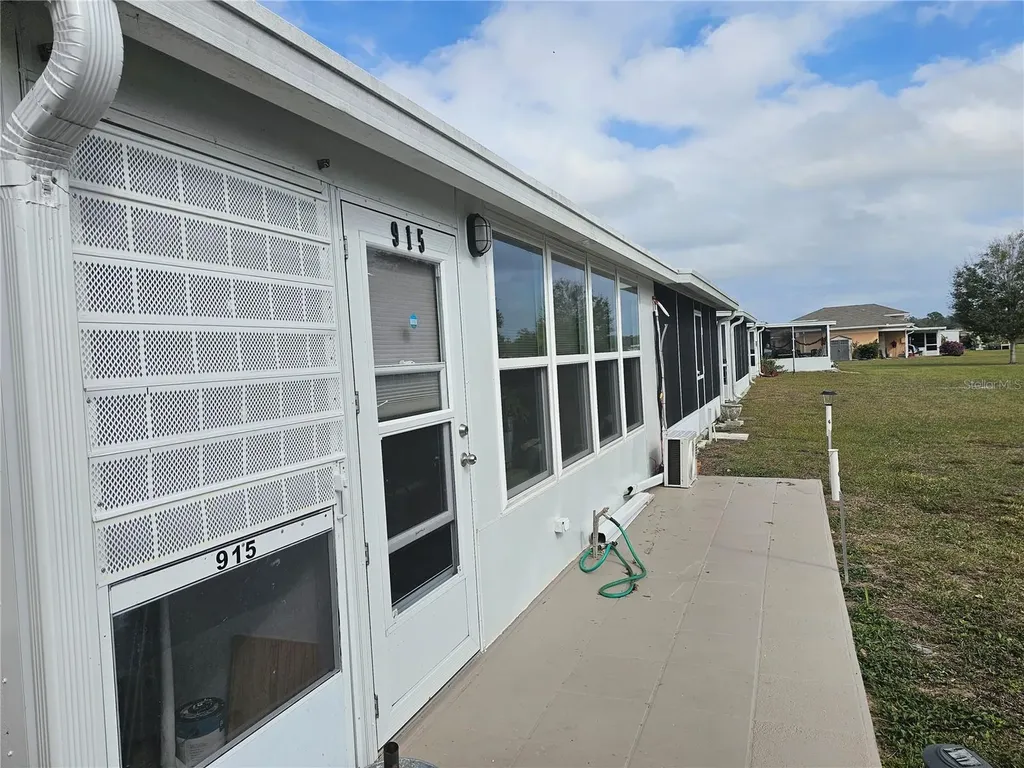 915 Club Circle Lakeshore FL 33854
