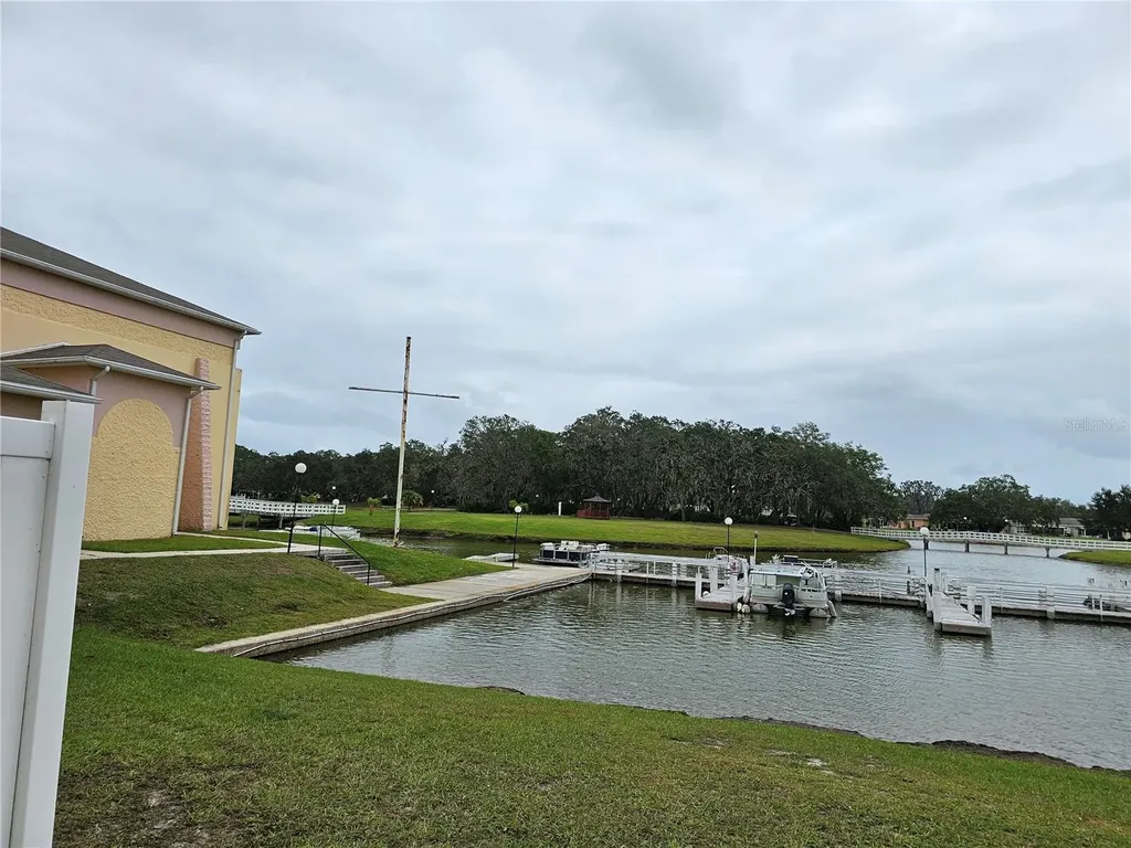 915 Club Circle Lakeshore FL 33854