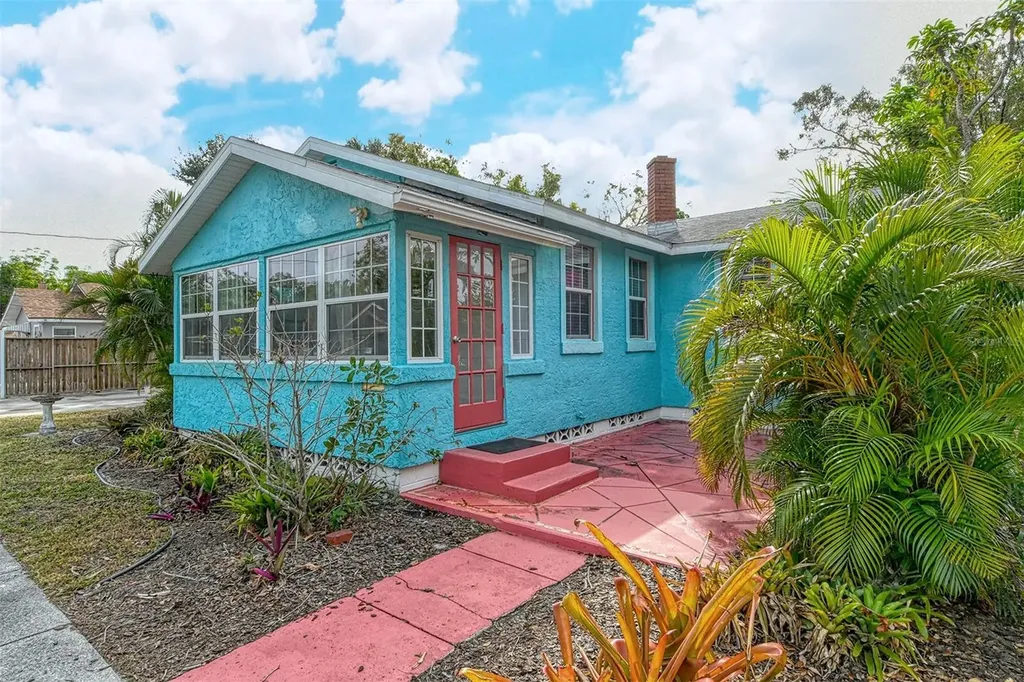 1330 Cocoanut Avenue Sarasota FL 34236