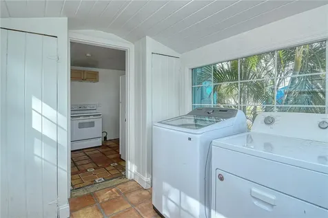 1330 Cocoanut Avenue Sarasota FL 34236