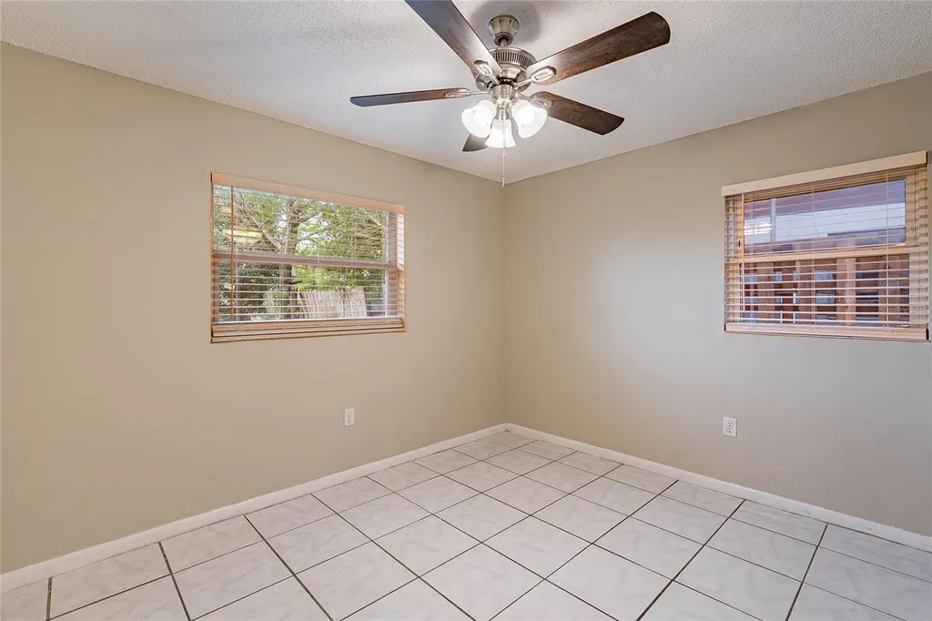 1335 Lescot Lane Orlando FL 32811
