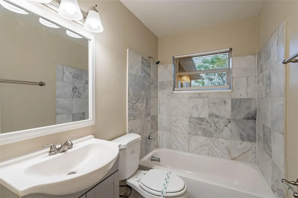 1335 Lescot Lane Orlando FL 32811