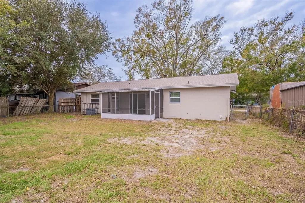 1335 Lescot Lane Orlando FL 32811