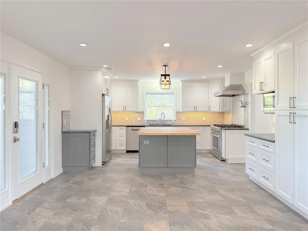 2827 Sanctuary Lane Winter Garden FL 34787