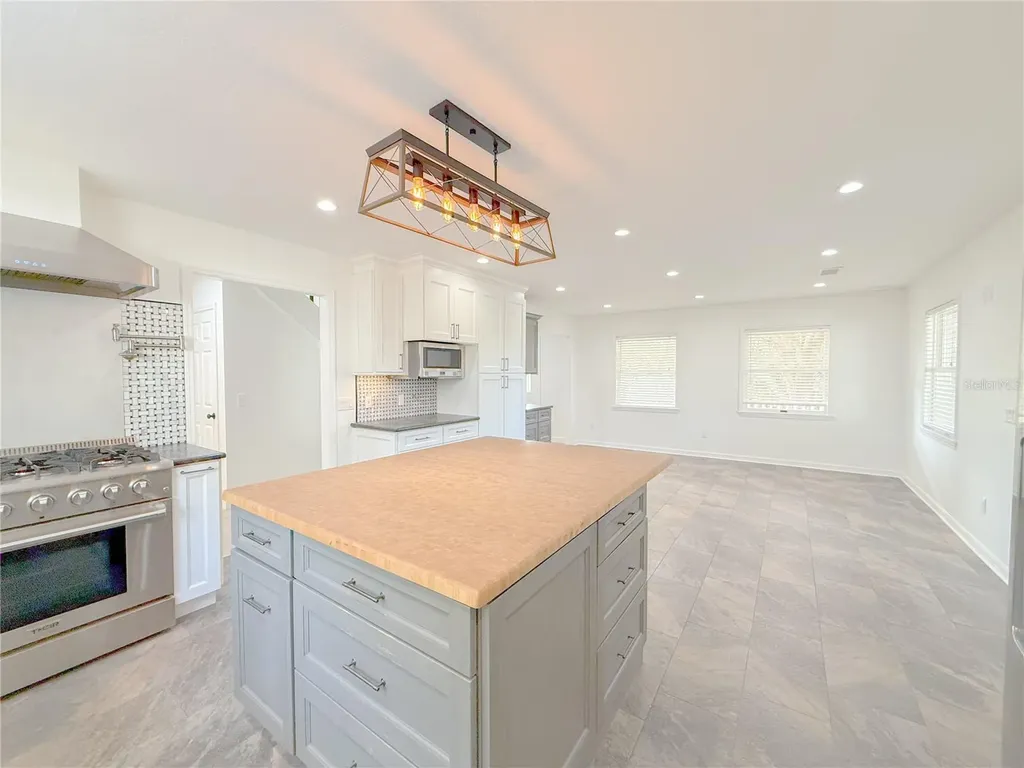 2827 Sanctuary Lane Winter Garden FL 34787