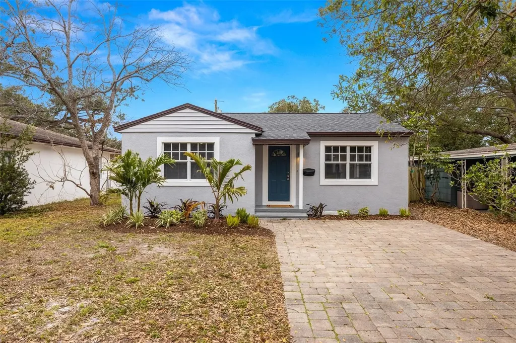 819 47th Avenue N St Petersburg FL 33703