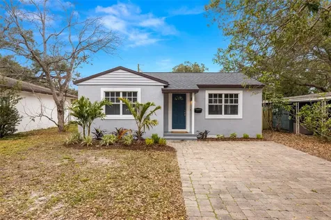 819 47th Avenue N St Petersburg FL 33703