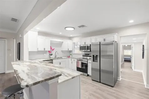 819 47th Avenue N St Petersburg FL 33703