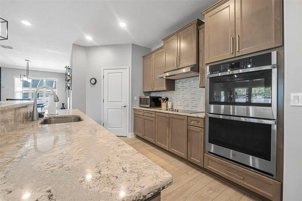 5 Wayside Place Palm Coast FL 32164