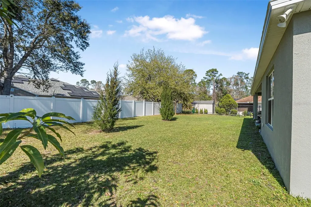 5 Wayside Place Palm Coast FL 32164
