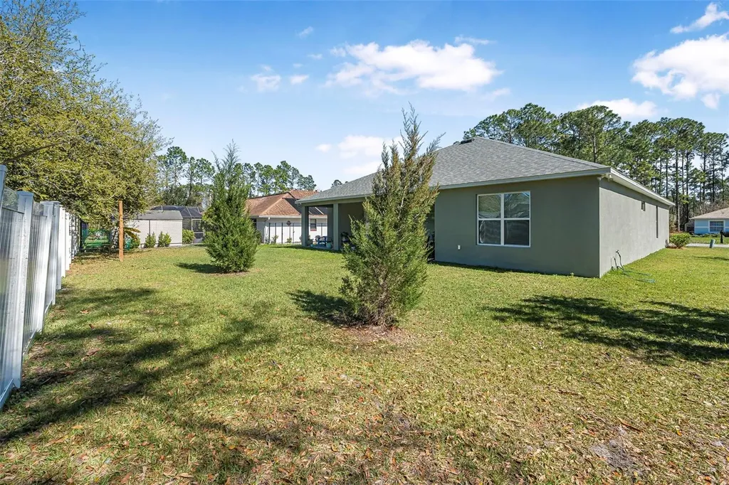 5 Wayside Place Palm Coast FL 32164