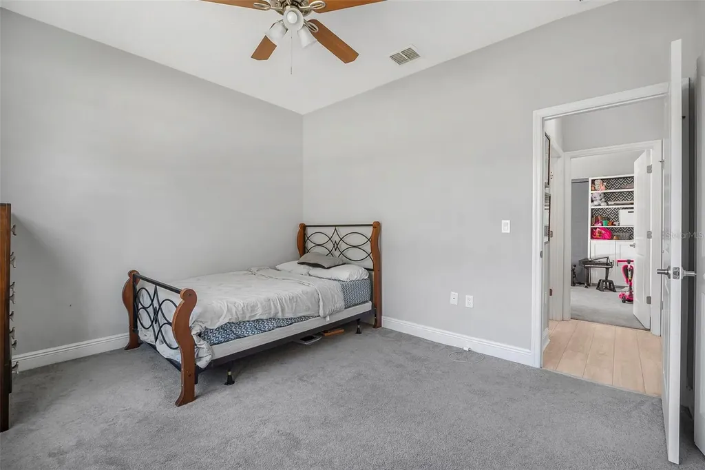 5 Wayside Place Palm Coast FL 32164
