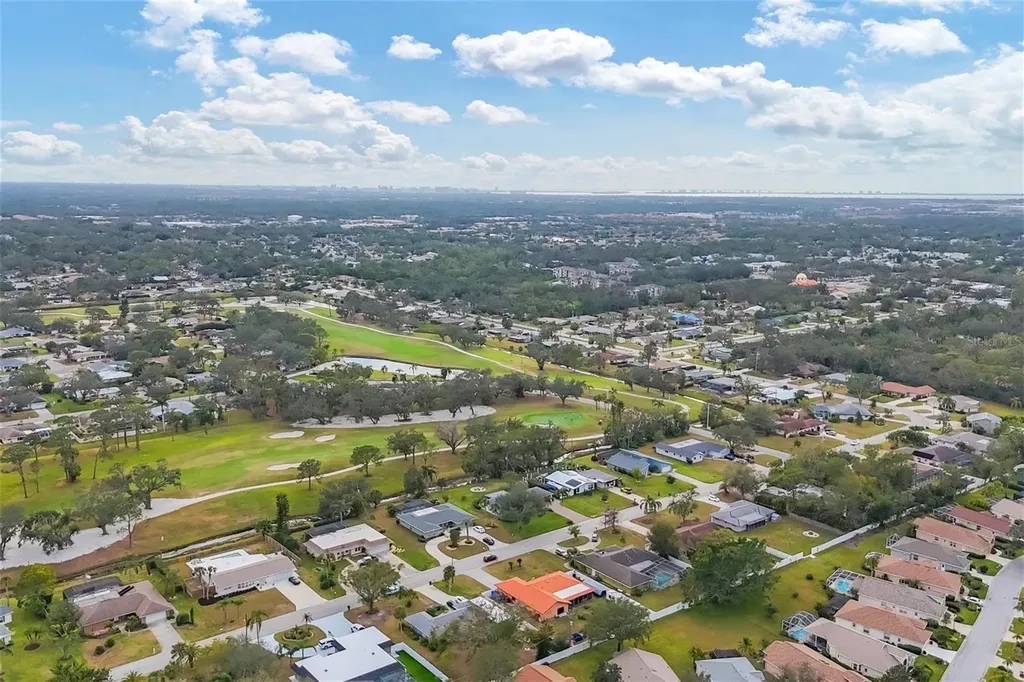 5006 W Country Club Drive Sarasota FL 34243