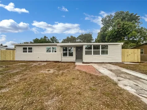 2044 27th Avenue W Bradenton FL 34205