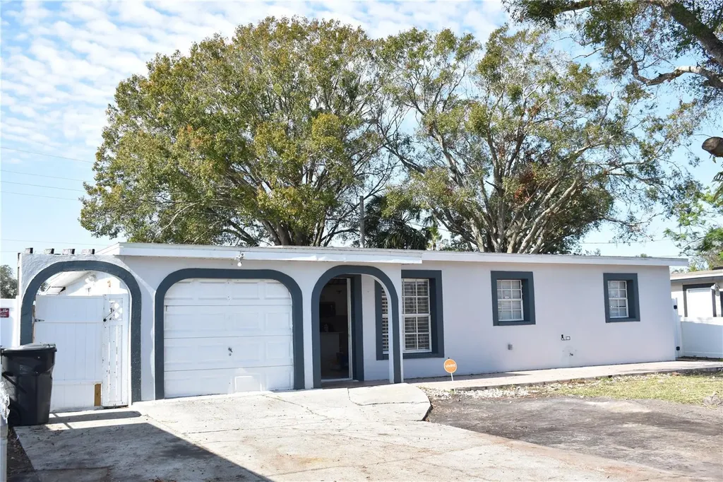 6014 N Lois Avenue Tampa FL 33614