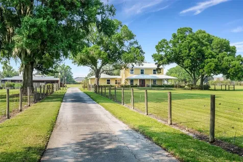 1722 Broken Arrow Trail N Lakeland FL 33813