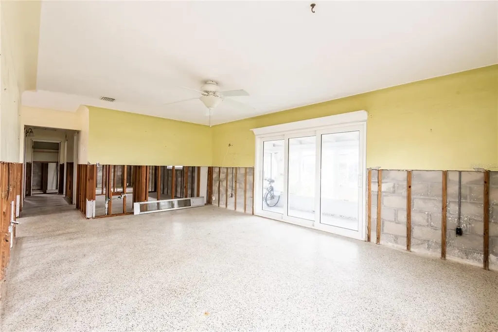 2744 45th Street S Gulfport FL 33711