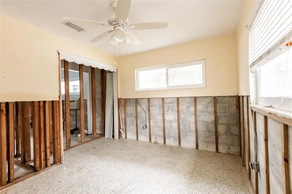 2744 45th Street S Gulfport FL 33711