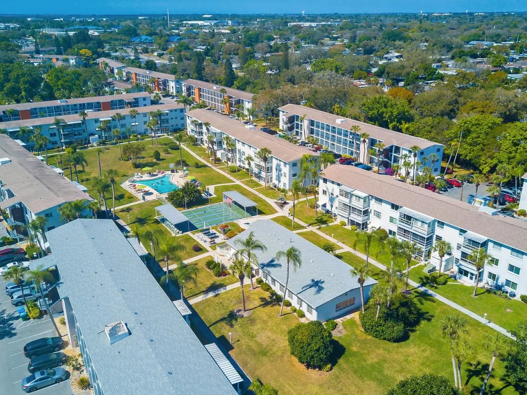 1853 Restful Drive Bradenton FL 34207