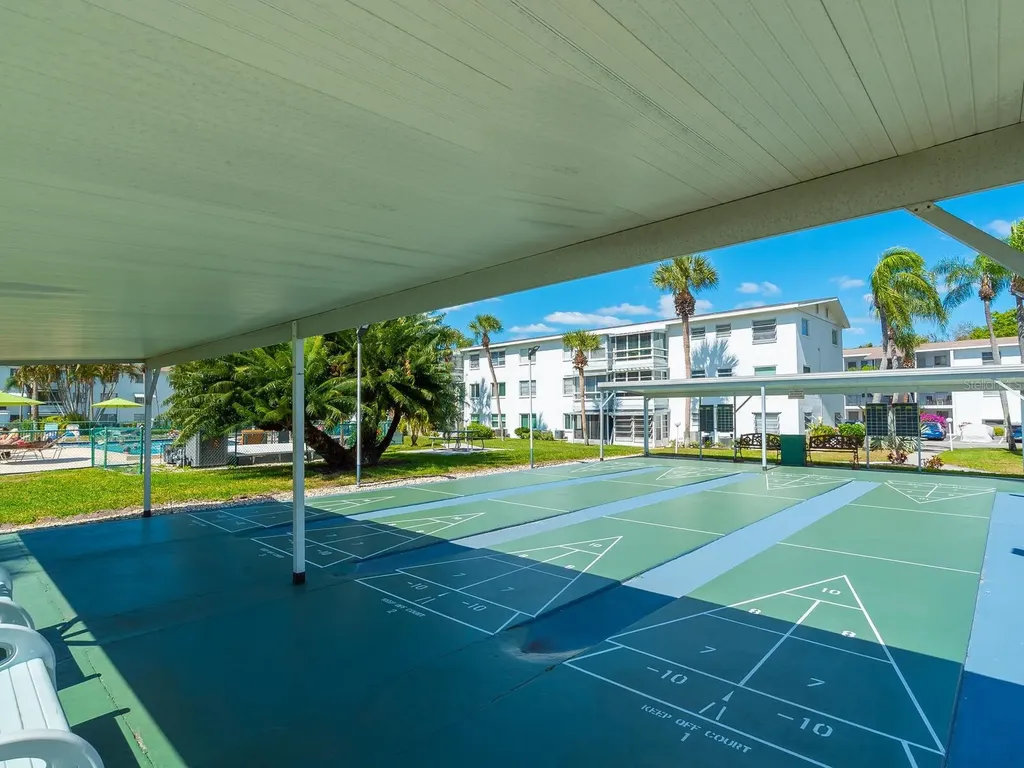 1853 Restful Drive Bradenton FL 34207