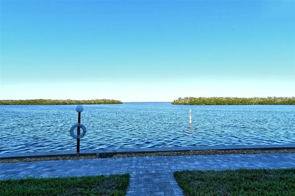 4310 Falmouth Drive Longboat Key FL 34228