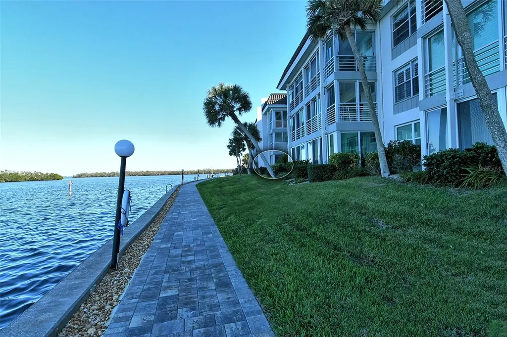 4310 Falmouth Drive Longboat Key FL 34228