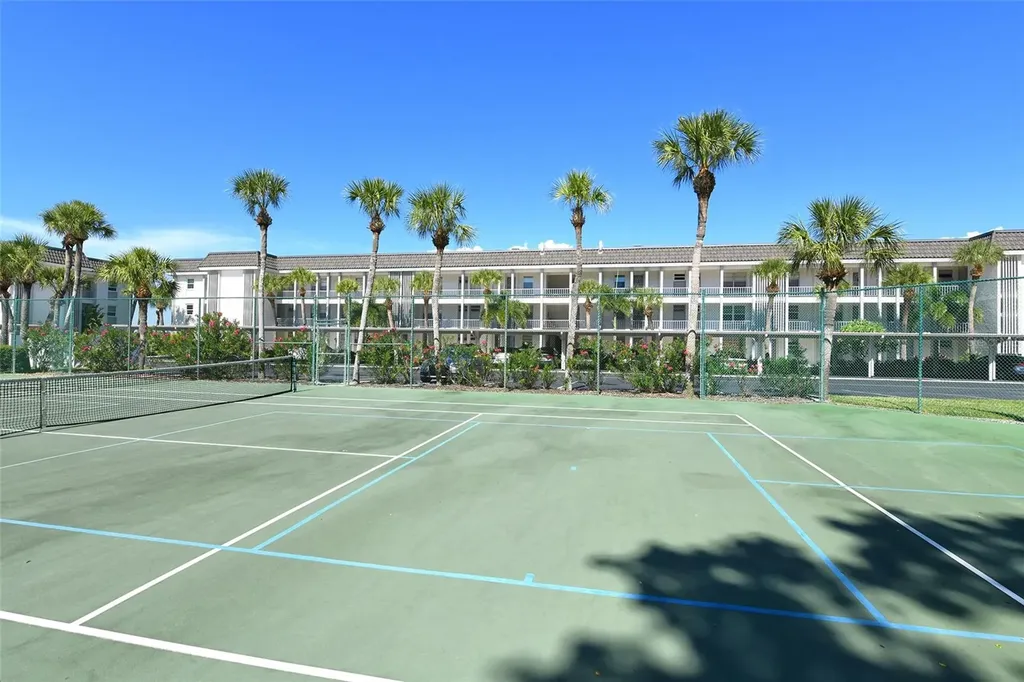 4310 Falmouth Drive Longboat Key FL 34228