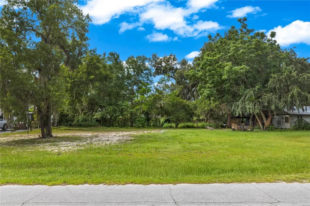 0 Spring Lake Road Fruitland Park FL 34731