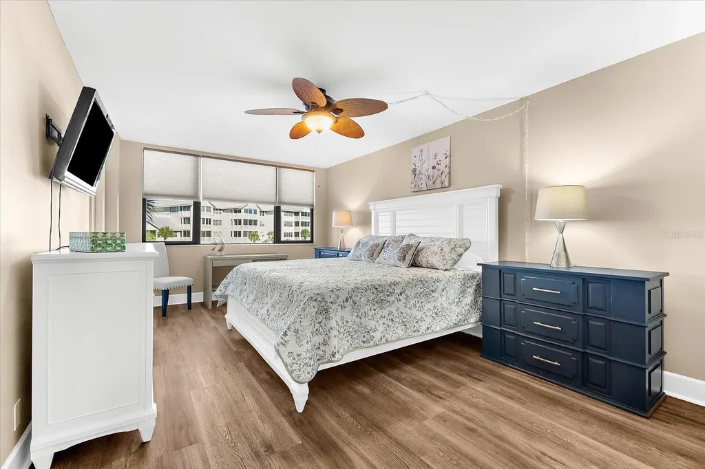 5855 Midnight Pass Road Sarasota FL 34242