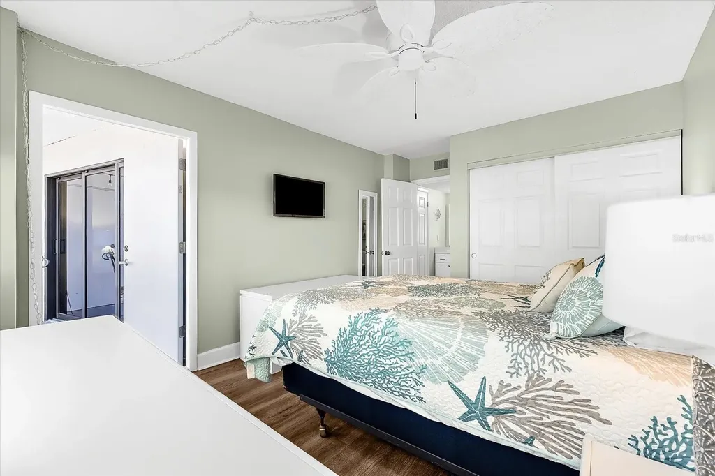 5855 Midnight Pass Road Sarasota FL 34242