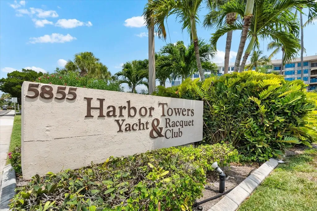 5855 Midnight Pass Road Sarasota FL 34242