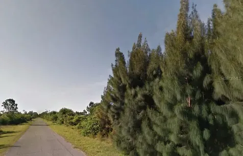 11375 & 11379 5th Avenue Punta Gorda FL 33955