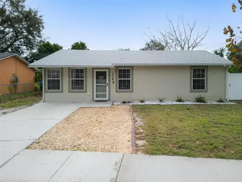 1734 Avenue C NE Winter Haven FL 33881