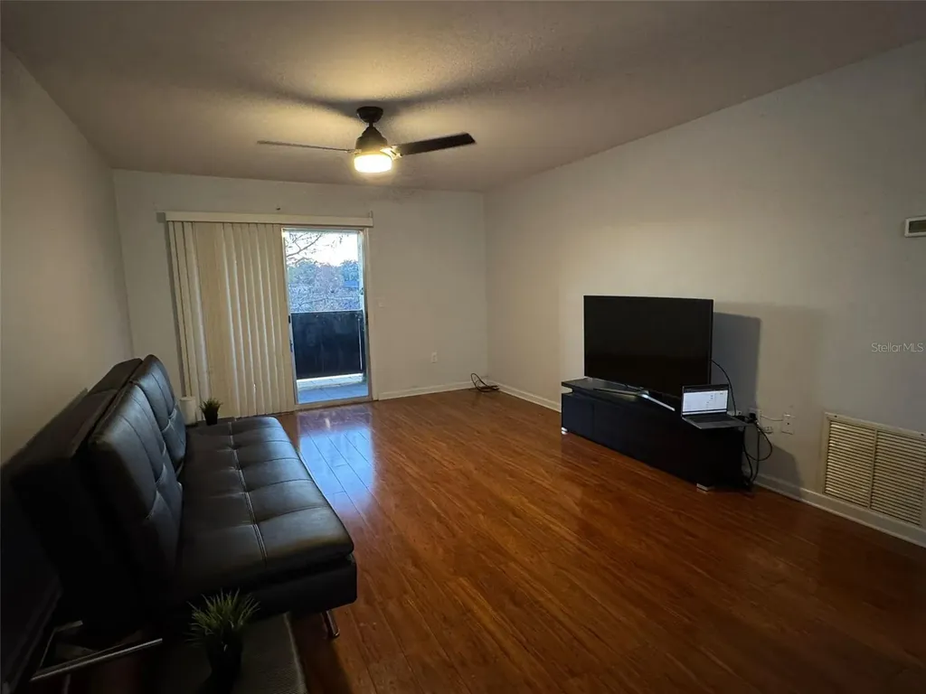 912 Lake Destiny Road Altamonte Springs FL 32714