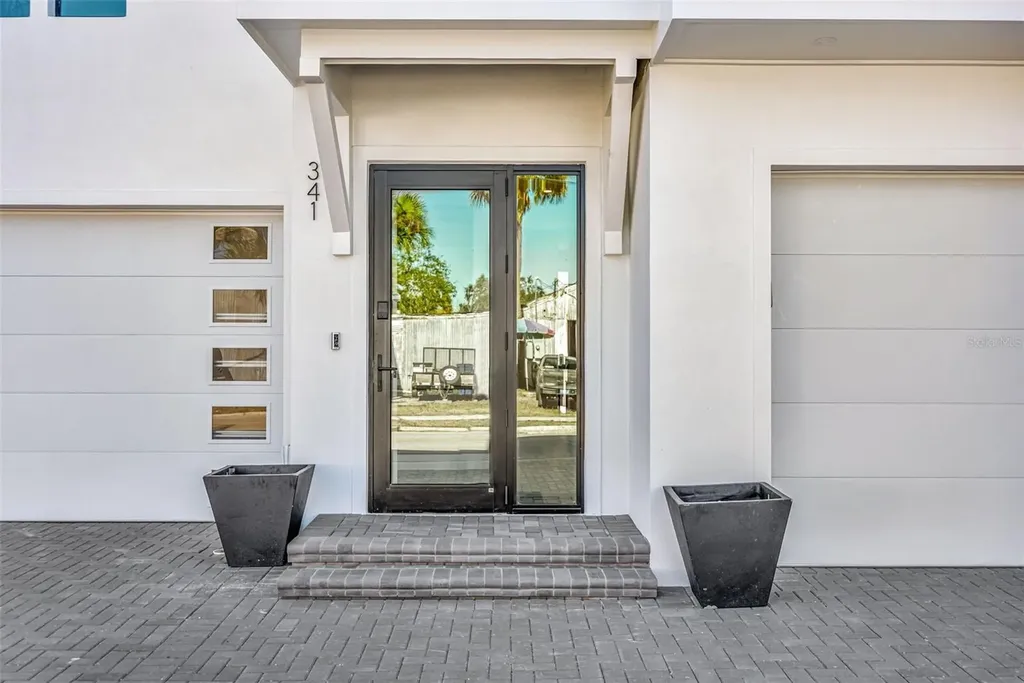341 Albert Street Dunedin FL 34698