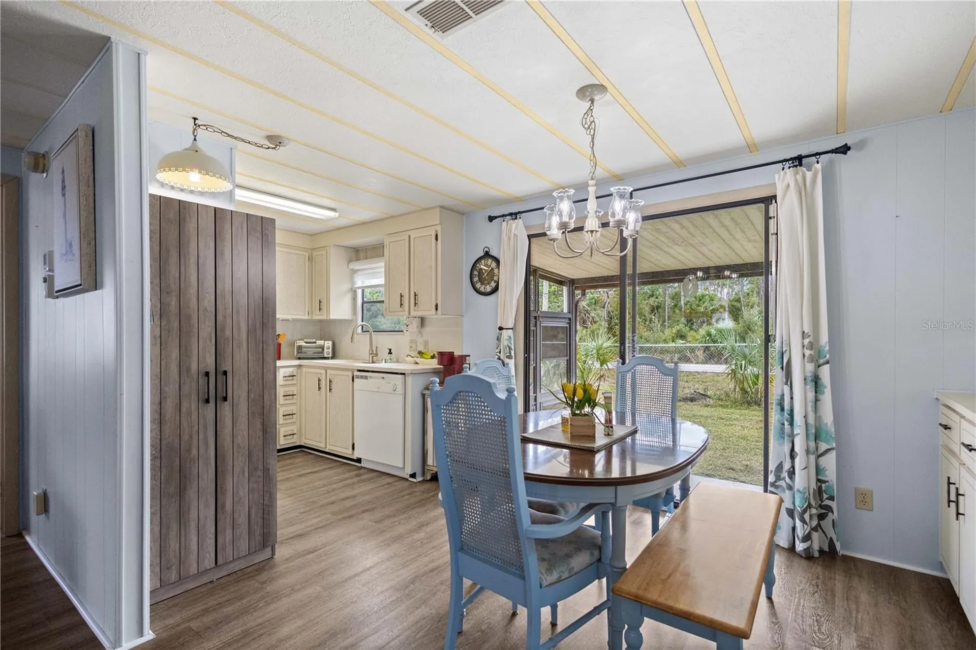 2100 Kings Highway Port Charlotte FL 33980
