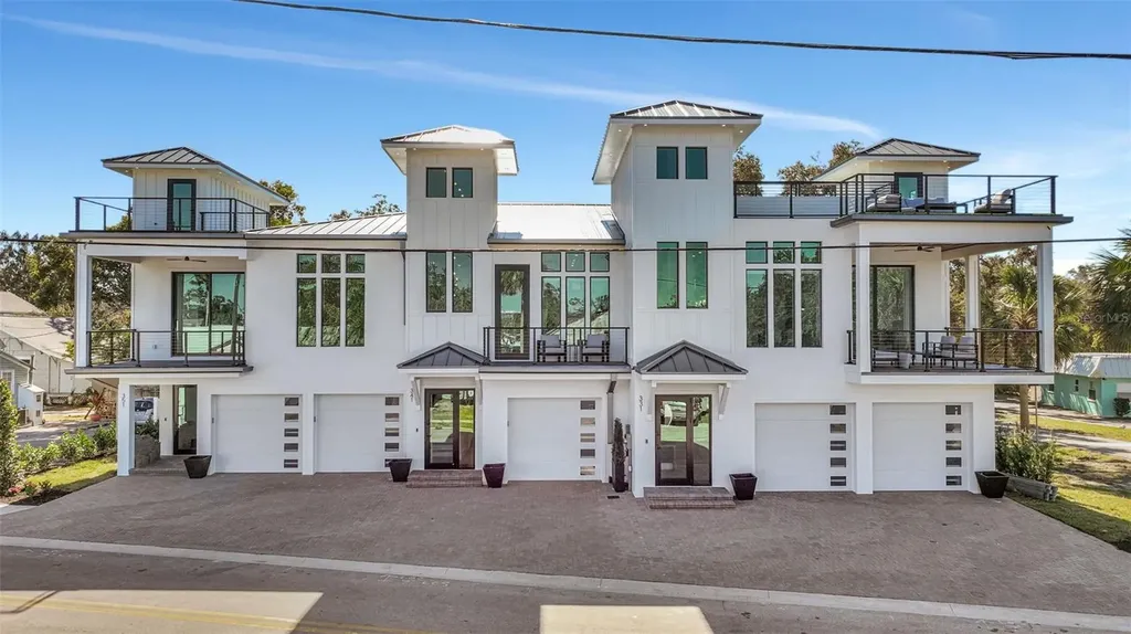 331 Albert Street Dunedin FL 34698