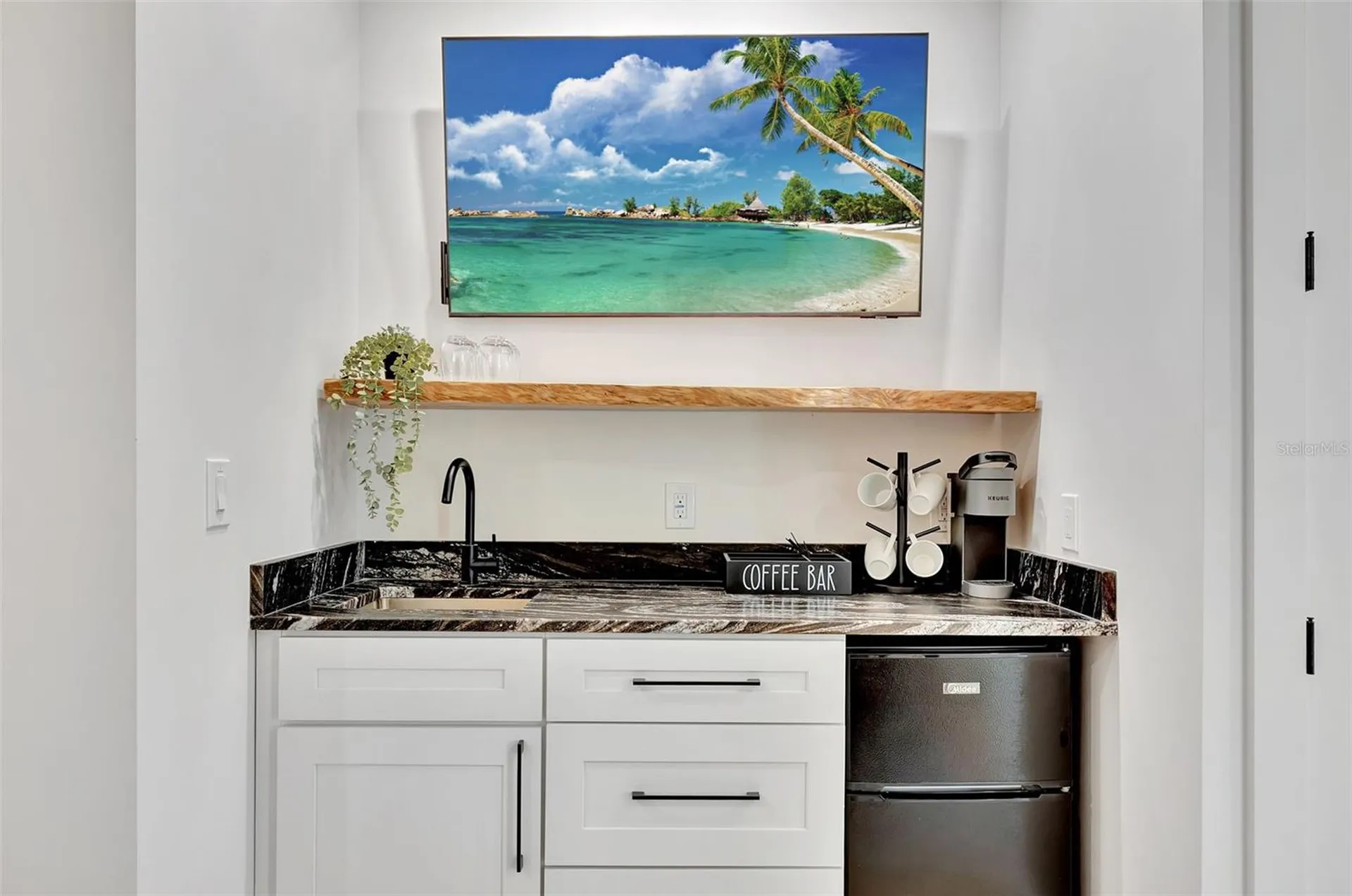331 Albert Street Dunedin FL 34698