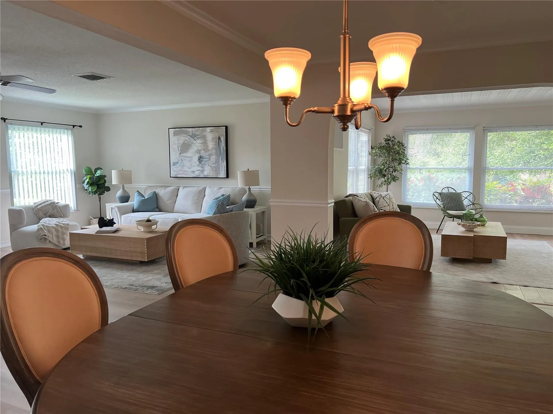 7213 Las Casas Drive Sarasota FL 34243