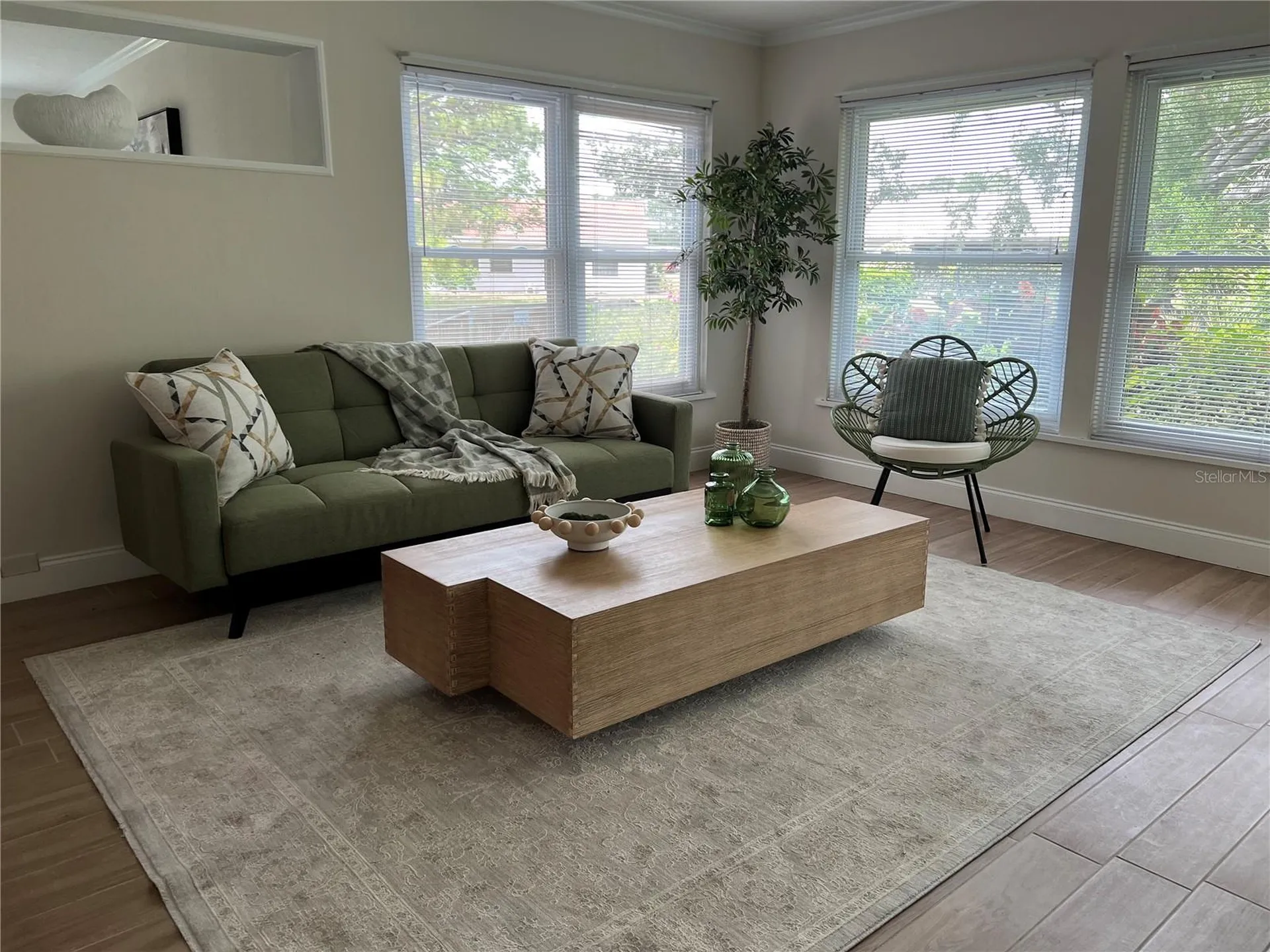 7213 Las Casas Drive Sarasota FL 34243