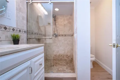7213 Las Casas Drive Sarasota FL 34243