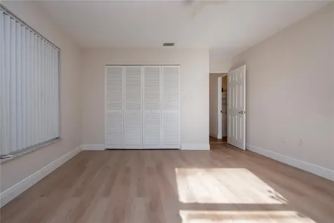 7213 Las Casas Drive Sarasota FL 34243