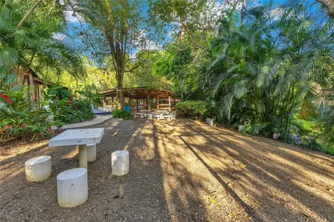 132 Quebrada Ceiba Penuelas PR 00624
