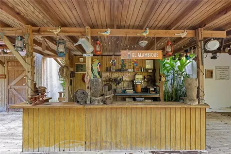 132 Quebrada Ceiba Penuelas PR 00624