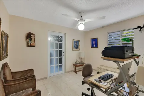 132 Quebrada Ceiba Penuelas PR 00624
