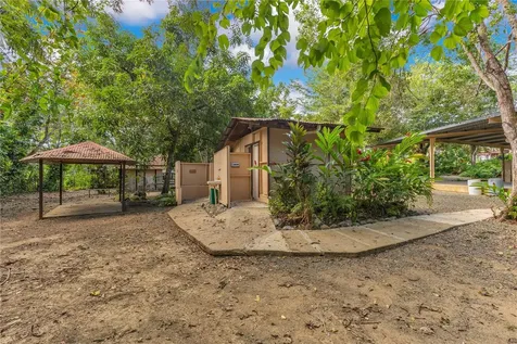 132 Quebrada Ceiba Penuelas PR 00624