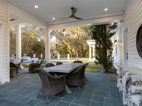 15135 NW 11th Place Newberry FL 32669
