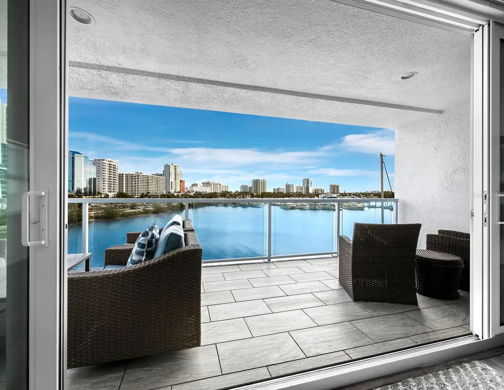 650 Golden Gate Point Sarasota FL 34236